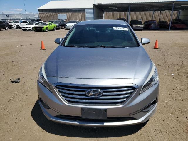 5NPE24AF3HH504048 - 2017 HYUNDAI SONATA SE SILVER photo 5