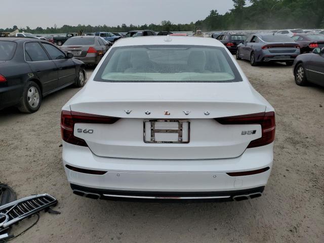 7JRL12TL8NG175978 - 2022 VOLVO S60 B5 INSCRIPTION WHITE photo 6