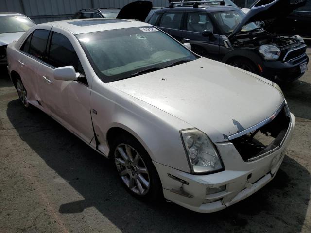 1G6DW677770114824 - 2007 CADILLAC STS WHITE photo 4