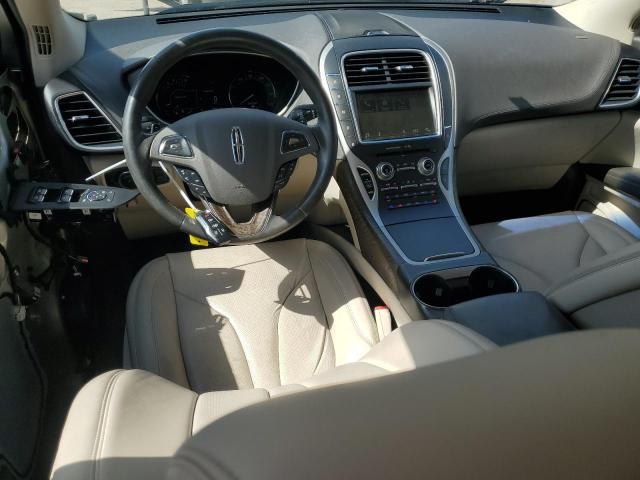 2LMPJ6LR9HBL12756 - 2017 LINCOLN MKX RESERVE BEIGE photo 8