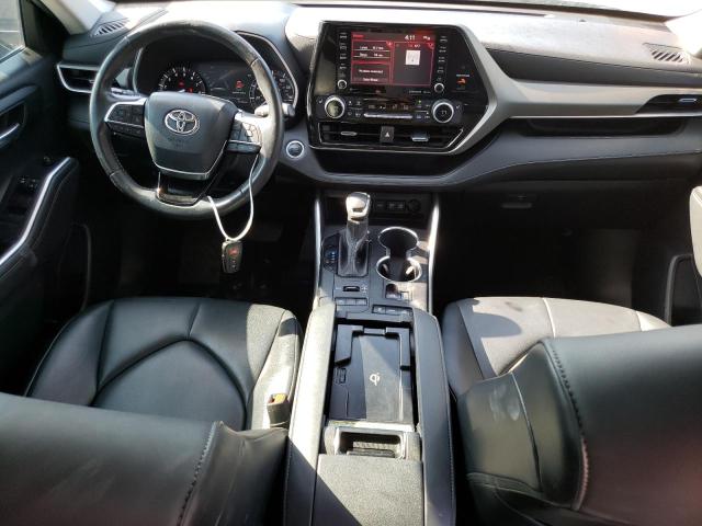 5TDGZRBH1MS141187 - 2021 TOYOTA HIGHLANDER XLE GRAY photo 8