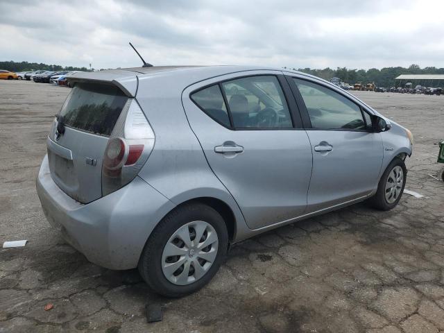 JTDKDTB30D1550689 - 2013 TOYOTA PRIUS C SILVER photo 3