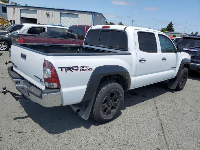 5TFJU4GN7FX077644 - 2015 TOYOTA TACOMA DOUBLE CAB PRERUNNER WHITE photo 3
