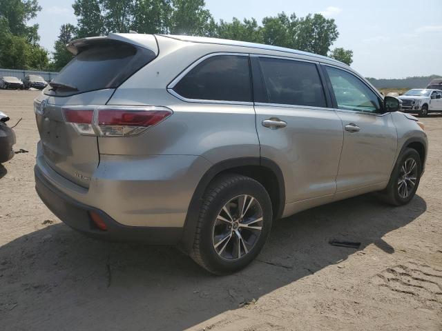 5TDJKRFH0GS265122 - 2016 TOYOTA HIGHLANDER XLE SILVER photo 3