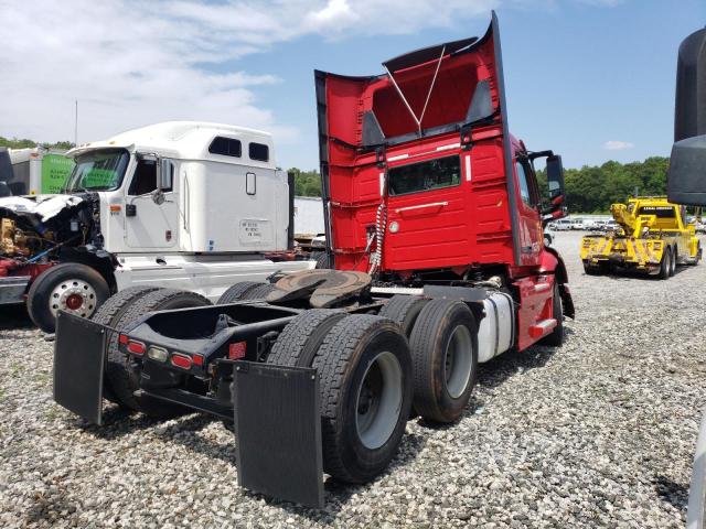 4V4WC9EG2LN239671 - 2020 VOLVO VNR RED photo 4