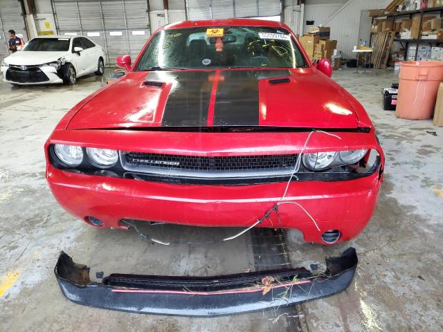 2C3CDYAGXCH127726 - 2012 DODGE CHALLENGER SXT RED photo 5