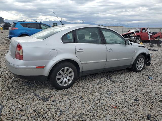 WVWPD63B82P433708 - 2002 VOLKSWAGEN PASSAT GLS SILVER photo 3