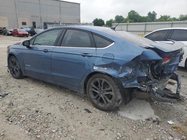 3FA6P0LUXJR240412 - 2018 FORD FUSION SE HYBRID BLUE photo 2