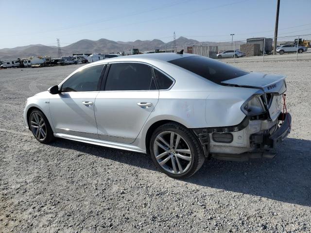 1VWDT7A34HC061787 - 2017 VOLKSWAGEN PASSAT R-LINE Gümüş foto 2