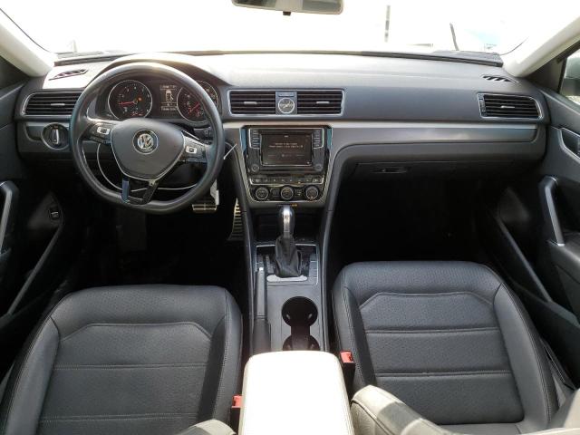 1VWDT7A34HC061787 - 2017 VOLKSWAGEN PASSAT R-LINE Gümüş foto 8