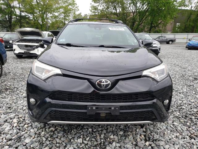 2T3JFREV7JW792009 - 2018 TOYOTA RAV4 SE Қара фото 5