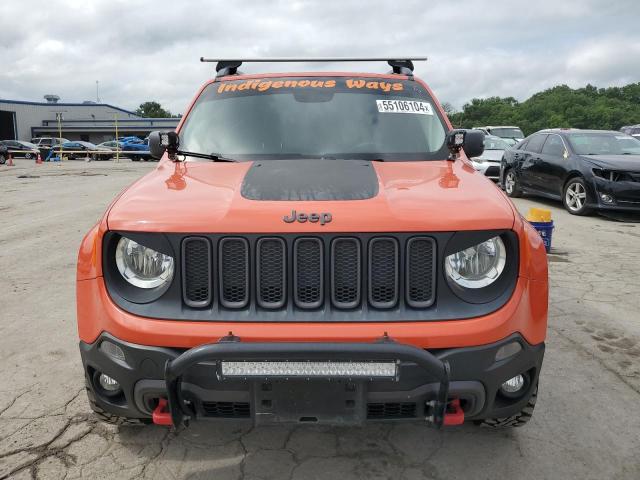 ZACCJBCT0FPB74981 - 2015 JEEP RENEGADE TRAILHAWK ORANGE photo 5