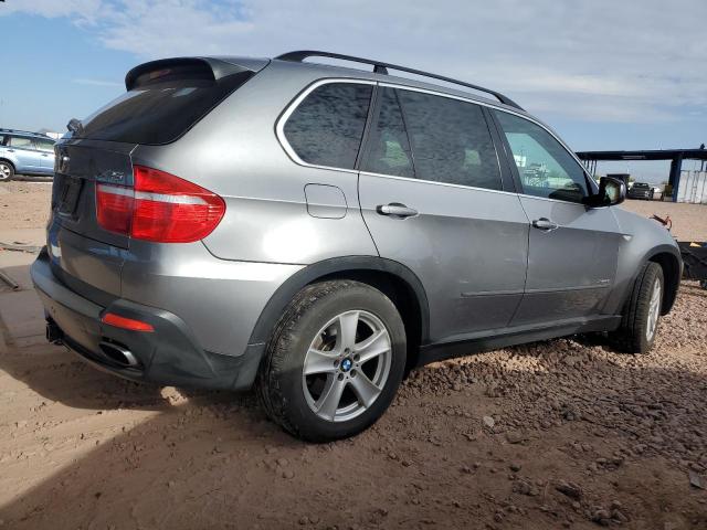 5UXFE835X9L170247 - 2009 BMW X5 XDRIVE48I GRAY photo 3