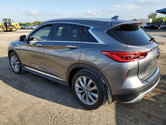 3PCAJ5M3XKF132786 - 2019 INFINITI QX50 ESSENTIAL GRAY photo 2