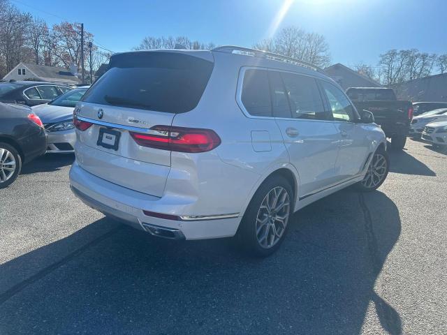 5UXCW2C5XKLB43880 - 2019 BMW X7 XDRIVE40I WHITE photo 4