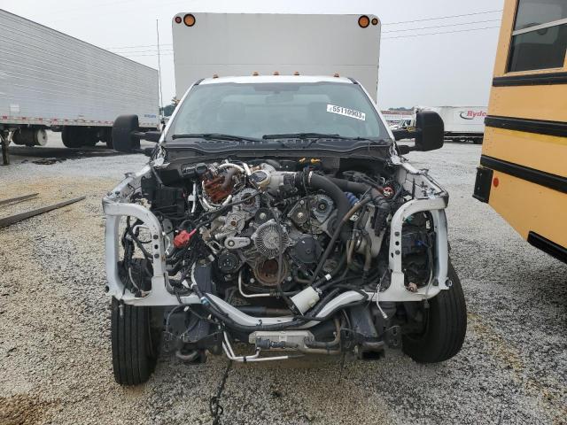 1FD0X5HT4KED70859 - 2019 FORD F550 SUPER DUTY WHITE photo 5