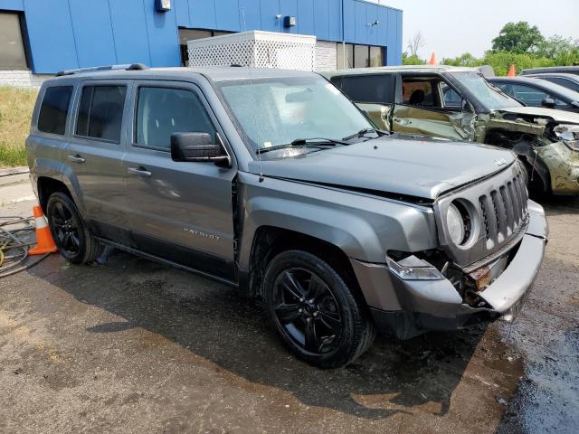 1C4NJPFA0DD182891 - 2013 JEEP PATRIOT LATITUDE GRAY photo 4