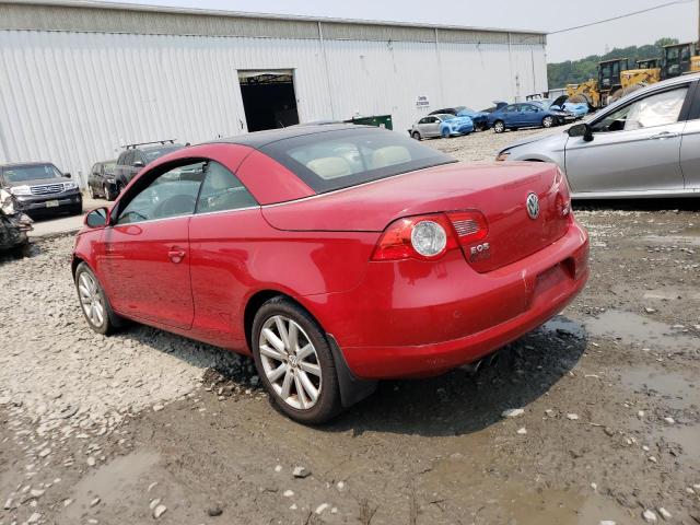 WVWFA71F27V038782 - 2007 VOLKSWAGEN EOS 2.0T LUXURY RED photo 2