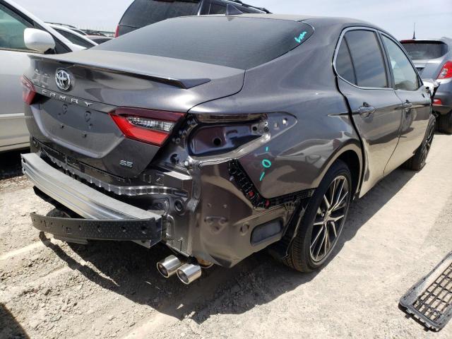 4T1G11AK7PU154205 - 2023 TOYOTA CAMRY SE NIGHT SHADE CHARCOAL photo 3