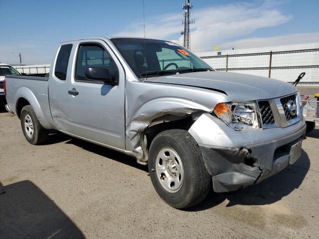 1N6BD06T87C413918 - 2007 NISSAN FRONTIER KING CAB XE SILVER photo 4