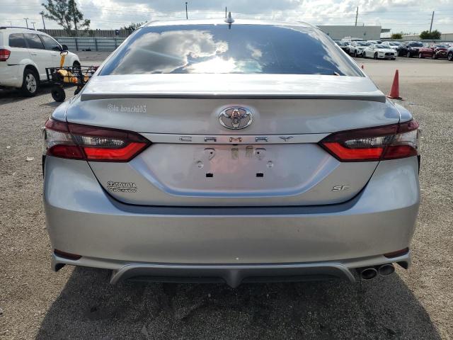 4T1G11AK0PU722164 - 2023 TOYOTA CAMRY SE NIGHT SHADE GRAY photo 6