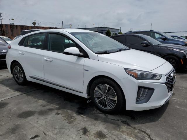 KMHC65LD2LU189394 - 2020 HYUNDAI IONIQ SE WHITE photo 4