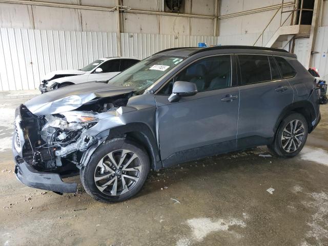 2022 TOYOTA COROLLA CR XLE, null