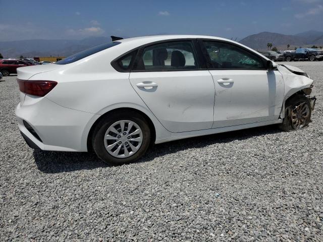 3KPF24AD4PE569318 - 2023 KIA FORTE LX WHITE photo 3