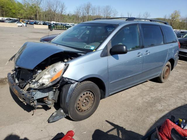 2010 TOYOTA SIENNA CE, null