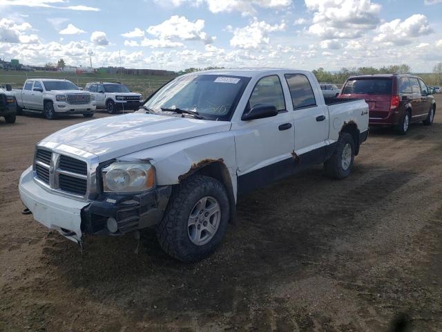 1D7HW48NX6S606420 - 2006 DODGE DAKOTA QUAD SLT WHITE photo 2