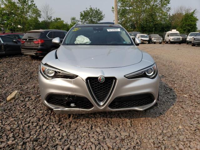ZASFAKBN2J7B79654 - 2018 ALFA ROMEO STELVIO TI SILVER photo 5