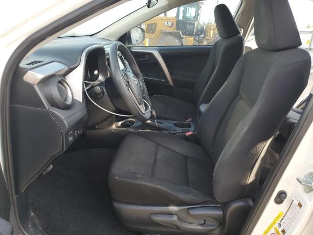 JTMZFREV3HJ706979 - 2017 TOYOTA RAV4 LE 白色 照片 7