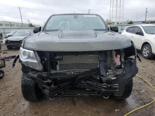 1GCGTEEN6J1158037 - 2018 CHEVROLET COLORADO ZR2 GREEN photo 5