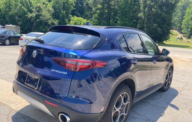 ZASFAKPN2J7B89674 - 2018 ALFA ROMEO STELVIO SPORT Blau Foto 4