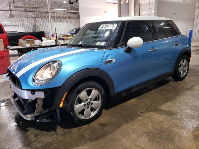 2017 MINI COOPER, 