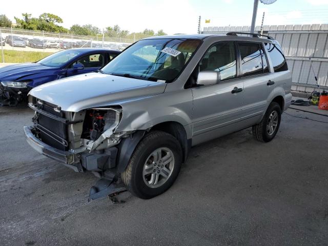 5FNYF18475B002318 - 2005 HONDA PILOT EX SILVER photo 1