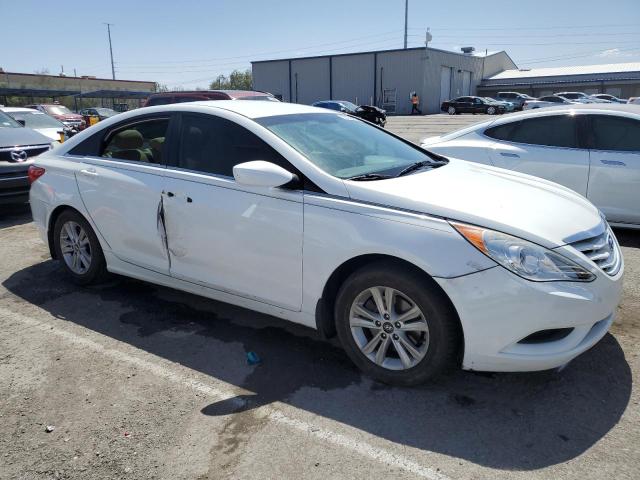 5NPEB4ACXCH481706 - 2012 HYUNDAI SONATA GLS WHITE photo 4