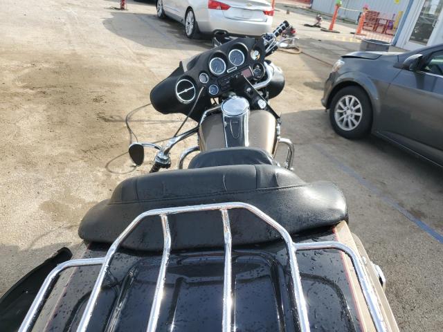 1HD1FCW155Y673572 - 2005 HARLEY-DAVIDSON FLHTCUI 棕色 照片 6