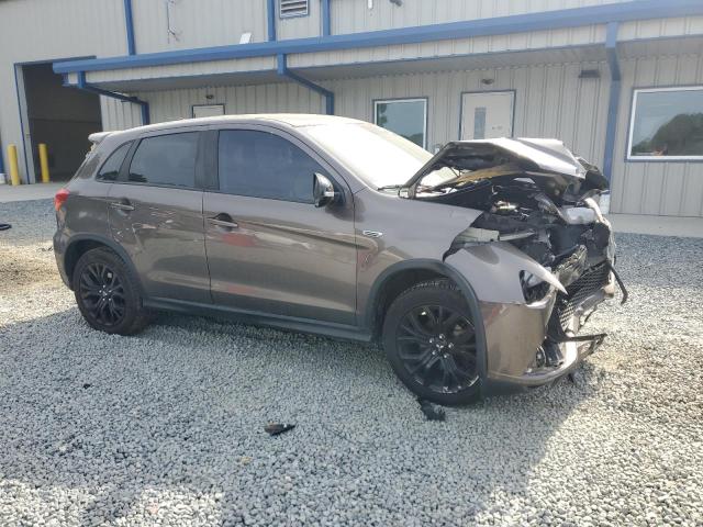 JA4AP3AU7KU020240 - 2019 MITSUBISHI OUTLANDER ES BROWN photo 4