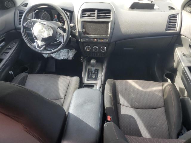 JA4AP3AU7KU020240 - 2019 MITSUBISHI OUTLANDER ES BROWN photo 8