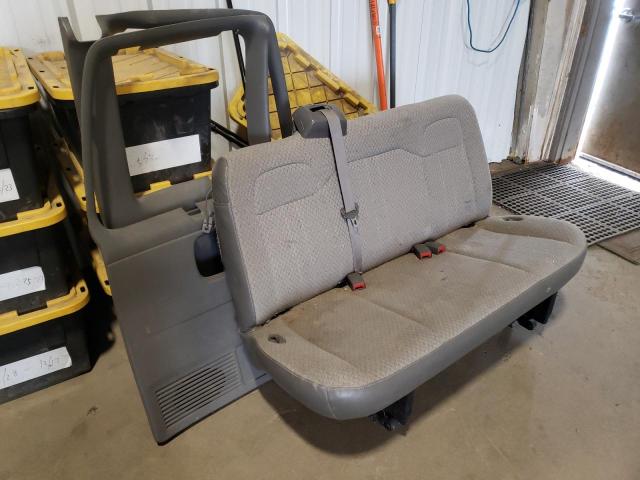 1GNSHBF42E1125372 - 2014 CHEVROLET EXPRESS G1 LS ვერცხლისფერი ფოტო 13