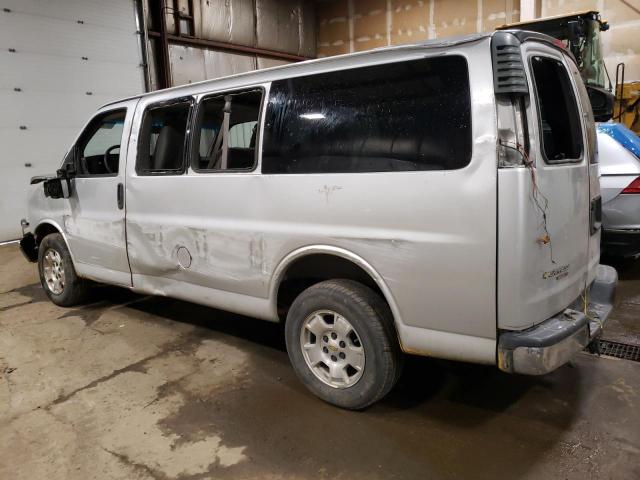 1GNSHBF42E1125372 - 2014 CHEVROLET EXPRESS G1 LS ვერცხლისფერი ფოტო 2