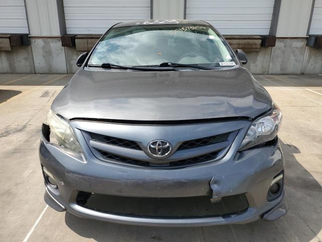 2T1BU4EE2DC934956 - 2013 TOYOTA COROLLA BASE 灰色 照片 5
