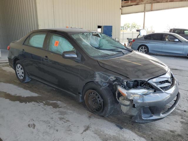 5YFBU4EE7DP191954 - 2013 TOYOTA COROLLA BASE CHARCOAL photo 4