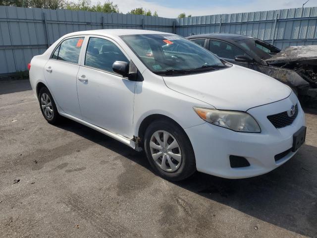 JTDBL40E699076009 - 2009 TOYOTA COROLLA BASE WHITE photo 4