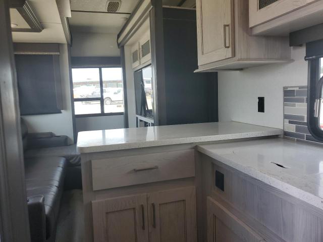 4YDF28021MA744188 - 2021 KEYSTONE MONTANA TWO TONE photo 6