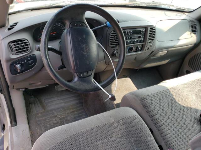 1FTRX18L9YNA94255 - 2000 FORD F-150 SILVER photo 8