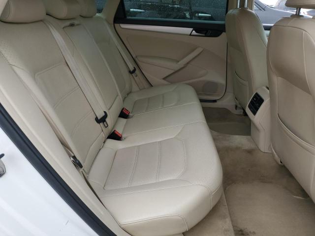 1VWBP7A31DC057279 - 2013 VOLKSWAGEN PASSAT SE WHITE photo 10