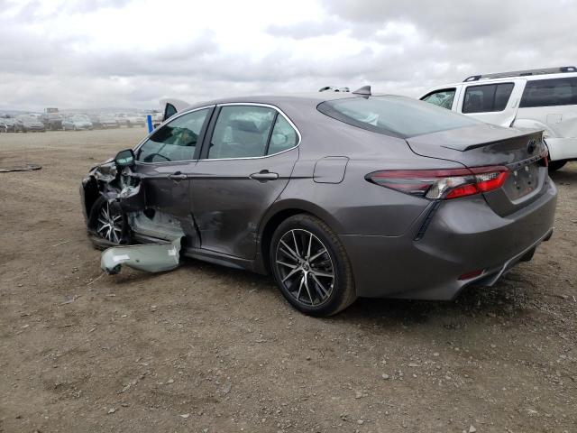 4T1G11AK0PU800393 - 2023 TOYOTA CAMRY SE NIGHT SHADE GRAY photo 2