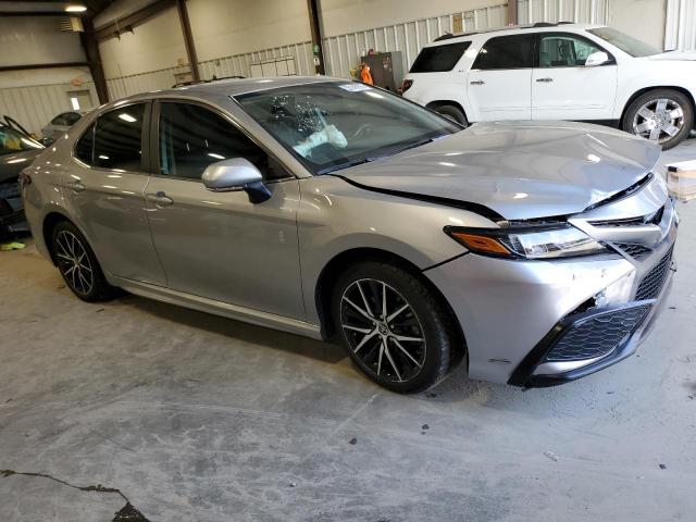 4T1G11AK6RU889440 - 2024 TOYOTA CAMRY SE NIGHT SHADE SILVER photo 4